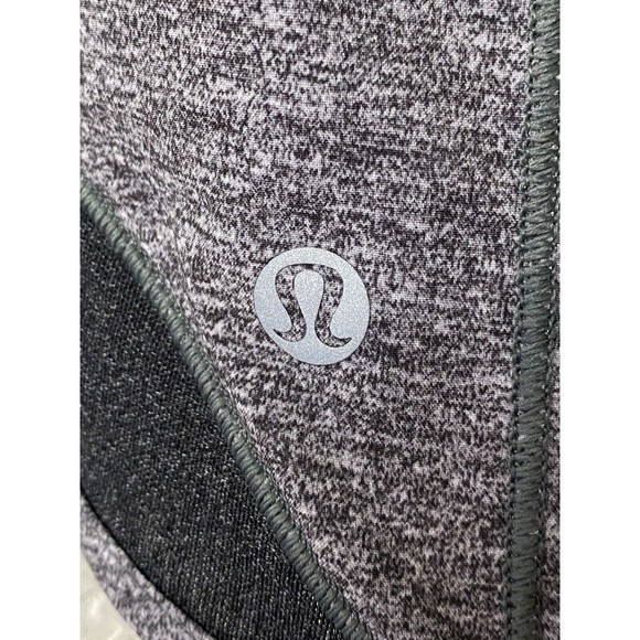 NWT Lululemon Hotty Hot Short II 2.5" Heather Lux‎ Multi Black Sz 12 - Picture 3 of 3